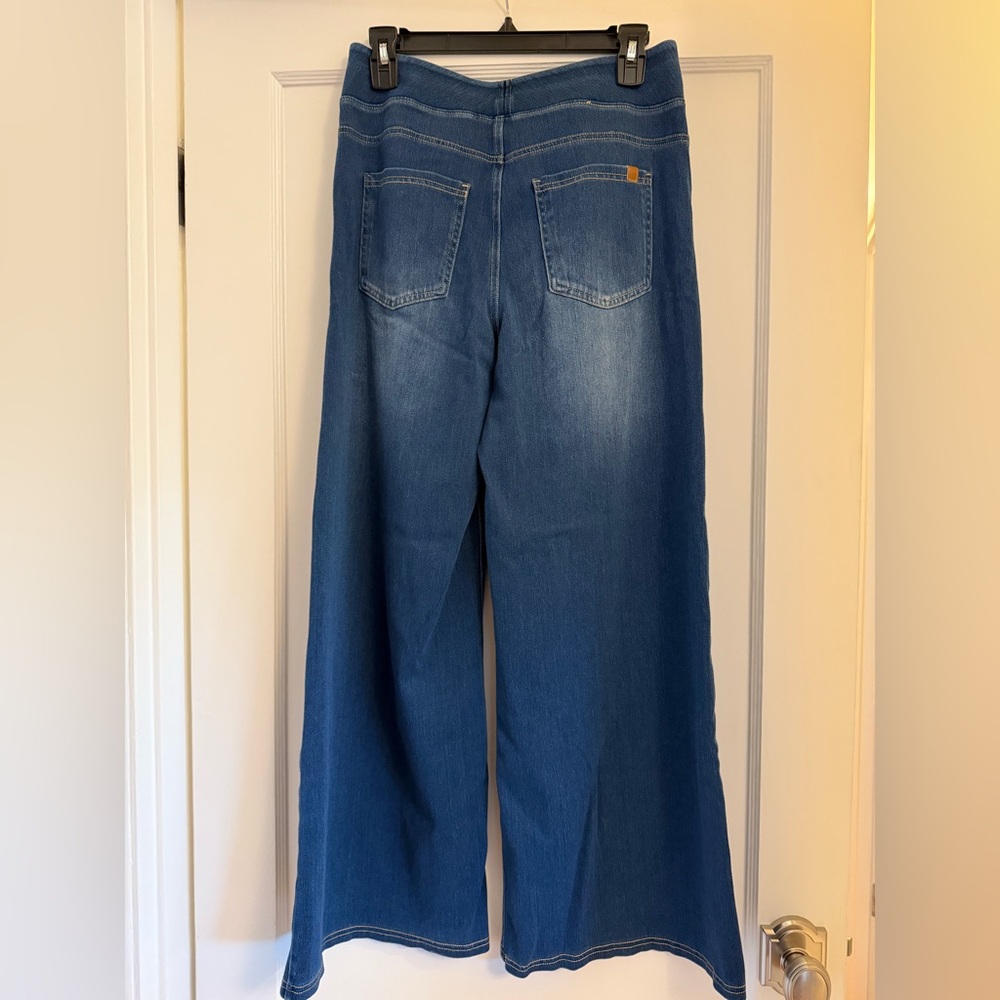 Halara Flex High Waisted Pockets Wide Leg Stretch Jeans - M Petite - Picture 6 of 9